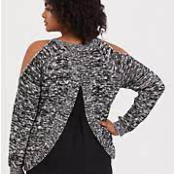 BLACK & WHITE MARLED COLD SHOULDER 2FER SWEATER-KNIT TOP - Picture 2 of 7